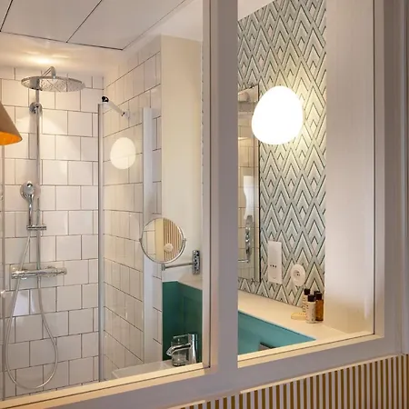 Le Petit Oberkampf & Hotell