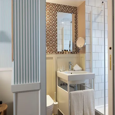 Hotell Le Petit Oberkampf & 4*