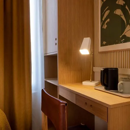 Hotel Le Petit Oberkampf & Paris