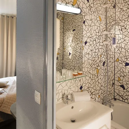 Hotel Le Petit Oberkampf & 4*