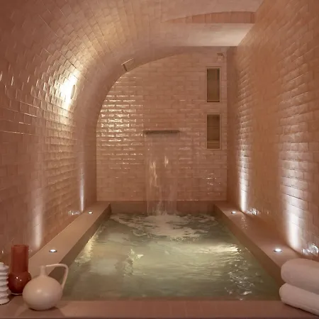 Hotel Le Petit Oberkampf &