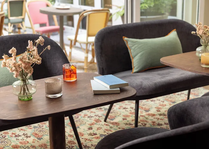 Le Petit Oberkampf & Hotel