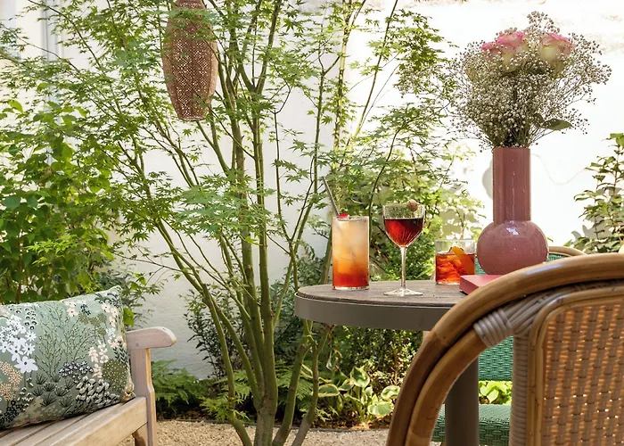 Le Petit Oberkampf & Hotel