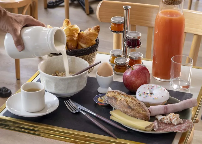 Le Petit Oberkampf & 4* Parigi