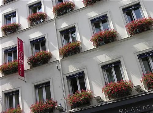 Le Petit Oberkampf & Hotel 4*
