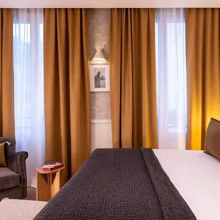 Hotel Le Petit Oberkampf & Paris