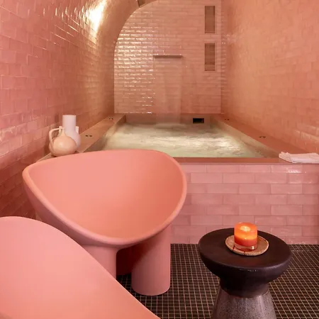 Le Petit Oberkampf & 4* Paříž