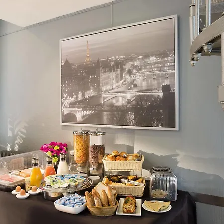 Le Petit Oberkampf & 4* Paris