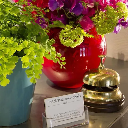 Le Petit Oberkampf & 4* Paris
